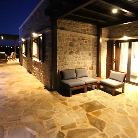 Sirena Villa