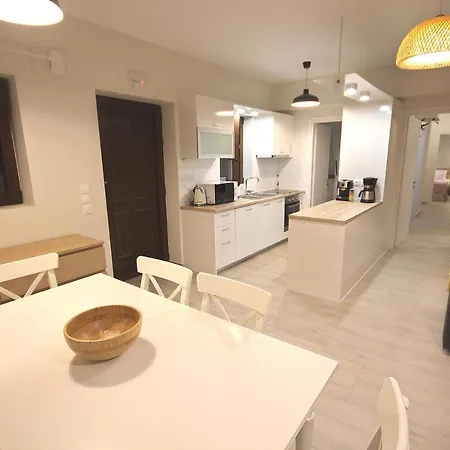 Sirena Villa